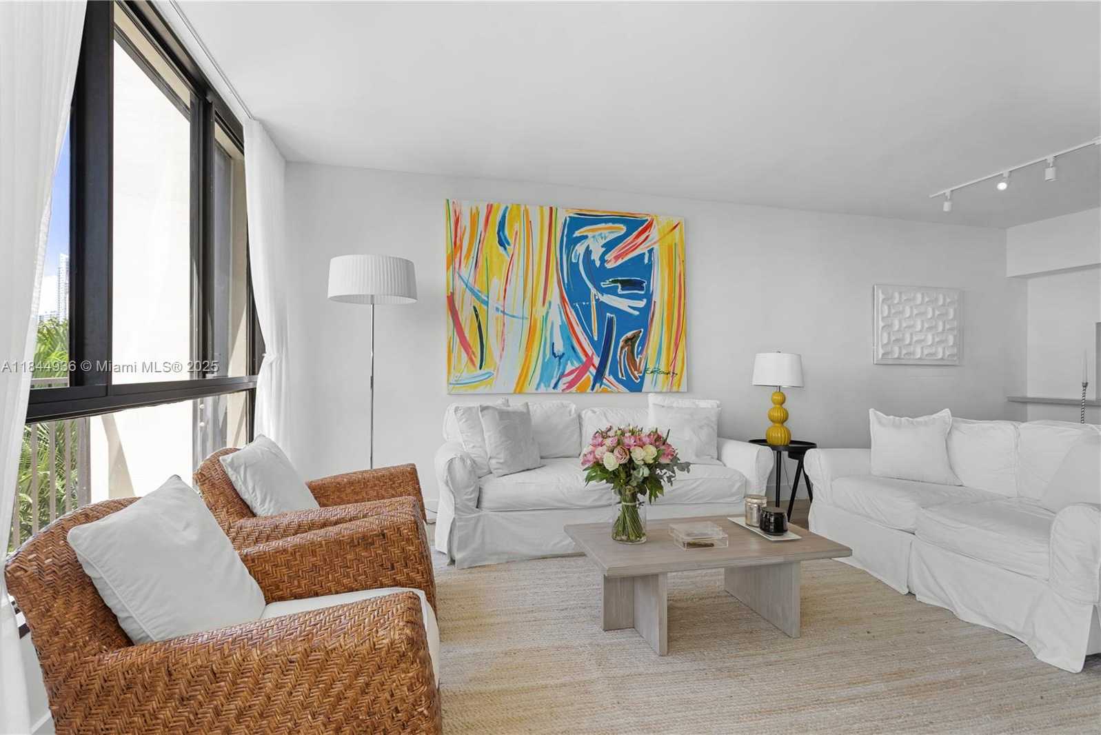Small Image of 520 BRICKELL KEY DR #A513, Miami Number 6