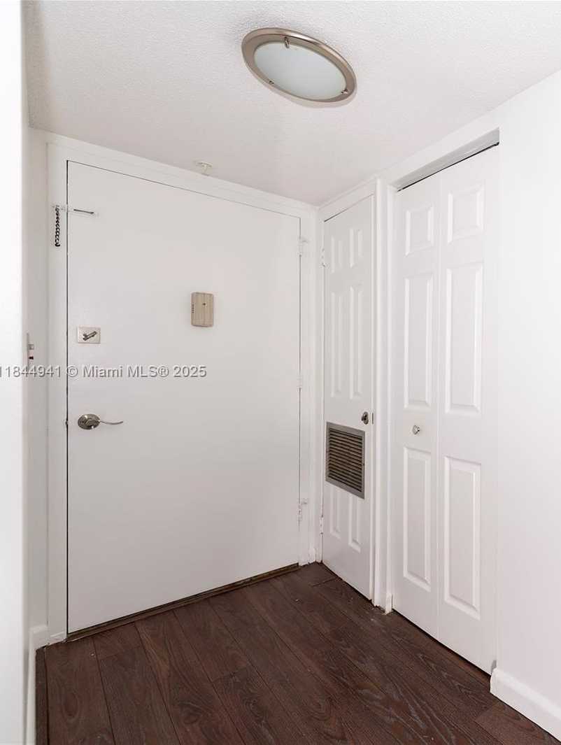 Small Image of 2750 NORTH EAST 183RD ST #1207, Aventura Number 19
