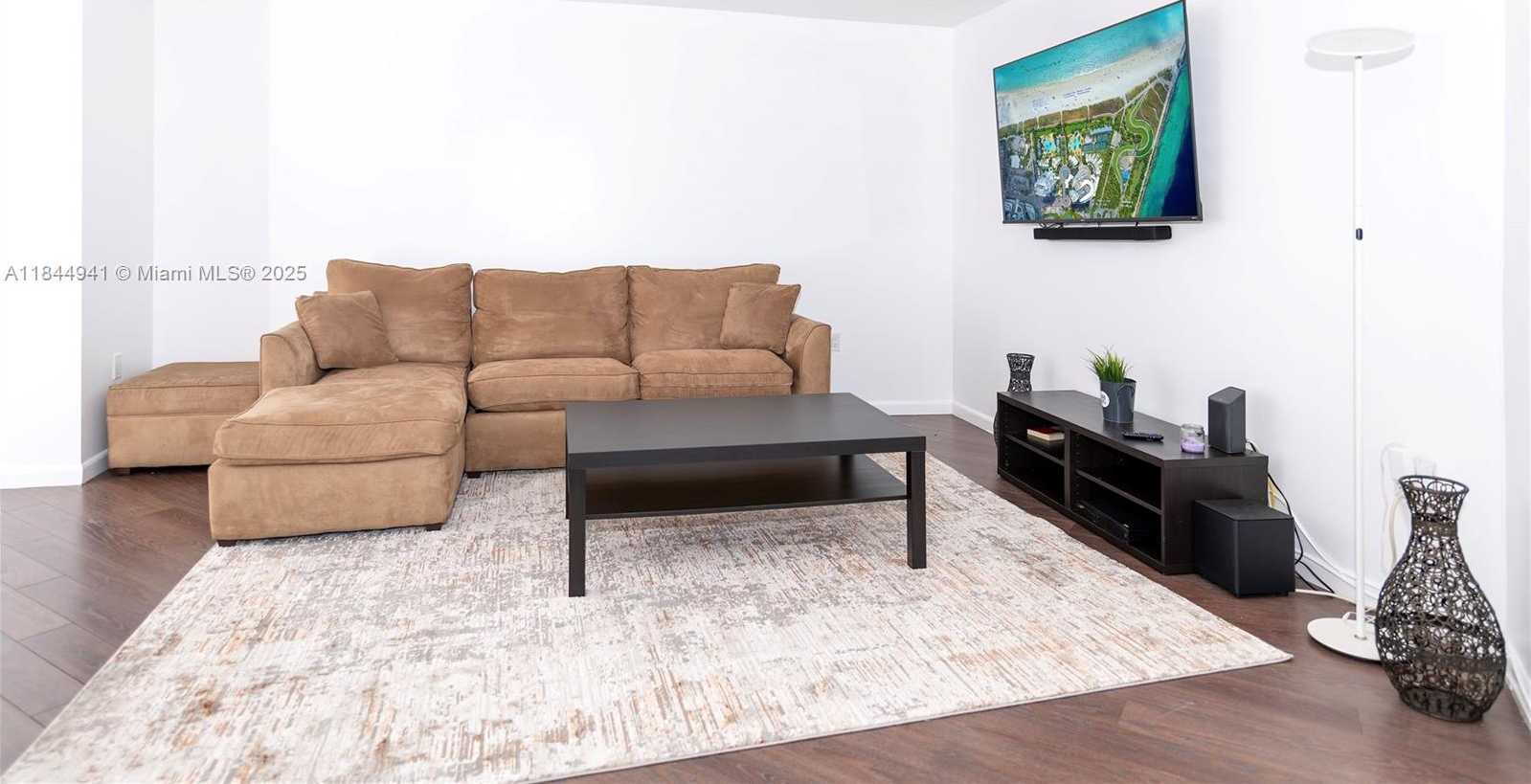 Small Image of 2750 NORTH EAST 183RD ST #1207, Aventura Number 6