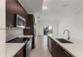 Small Image of 8031 NORTH WEST 104TH AVE #31, Doral Number 4