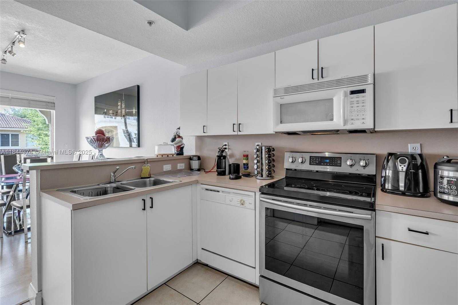 Small Image of 8838 WEST FLAGLER ST #208, Miami Number 9
