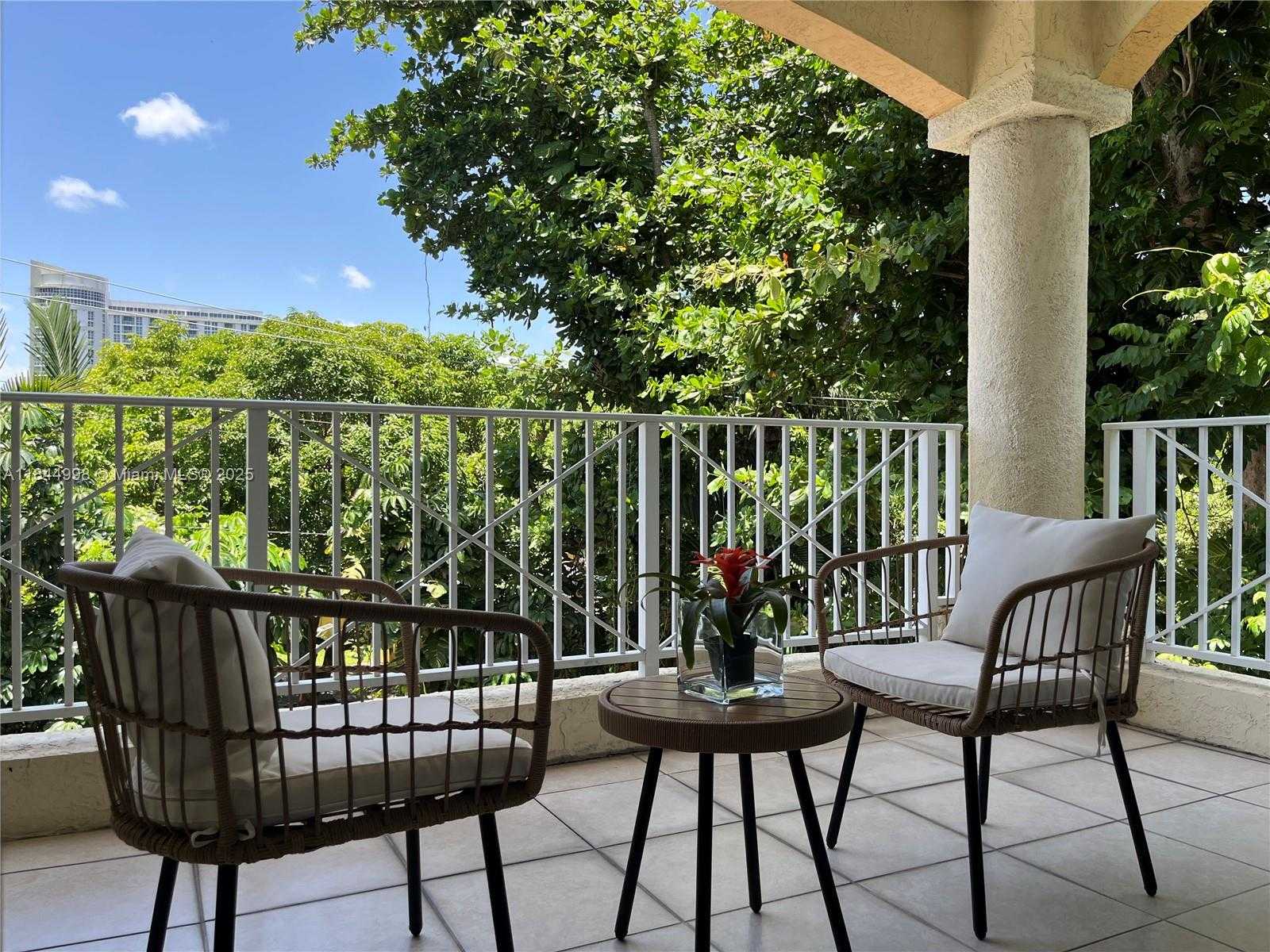 Small Image of 1824 BRICKELL AVE #2D, Miami Number 16
