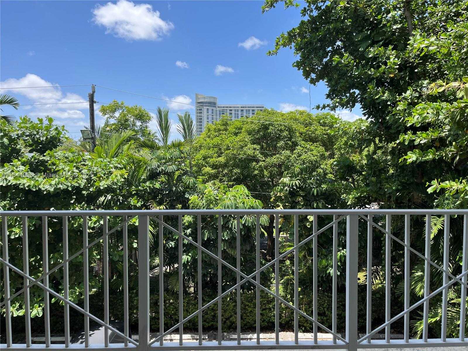 Small Image of 1824 BRICKELL AVE #2D, Miami Number 19