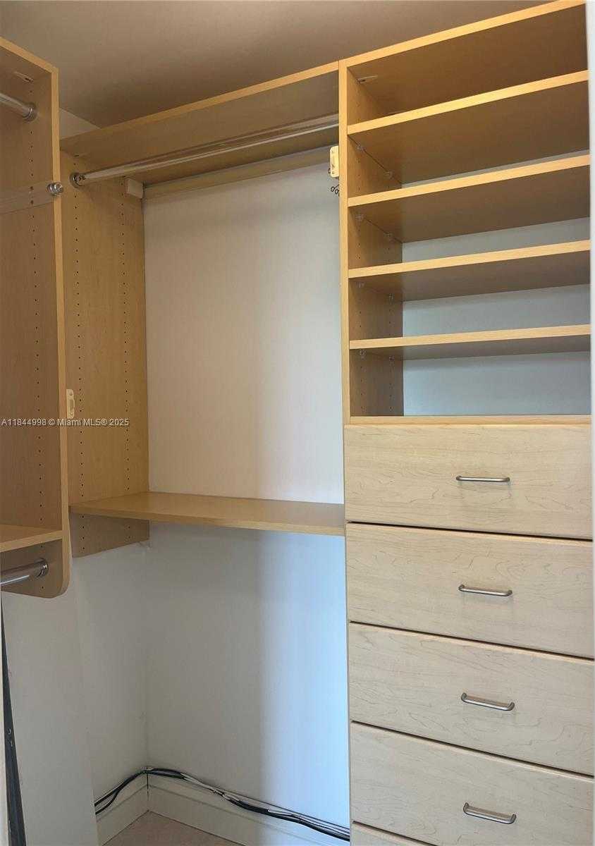 Small Image of 1824 BRICKELL AVE #2D, Miami Number 26