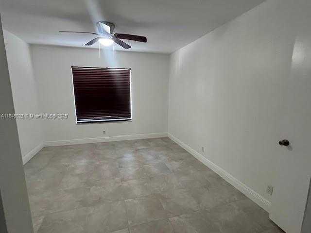 Small Image of Miami Number 6