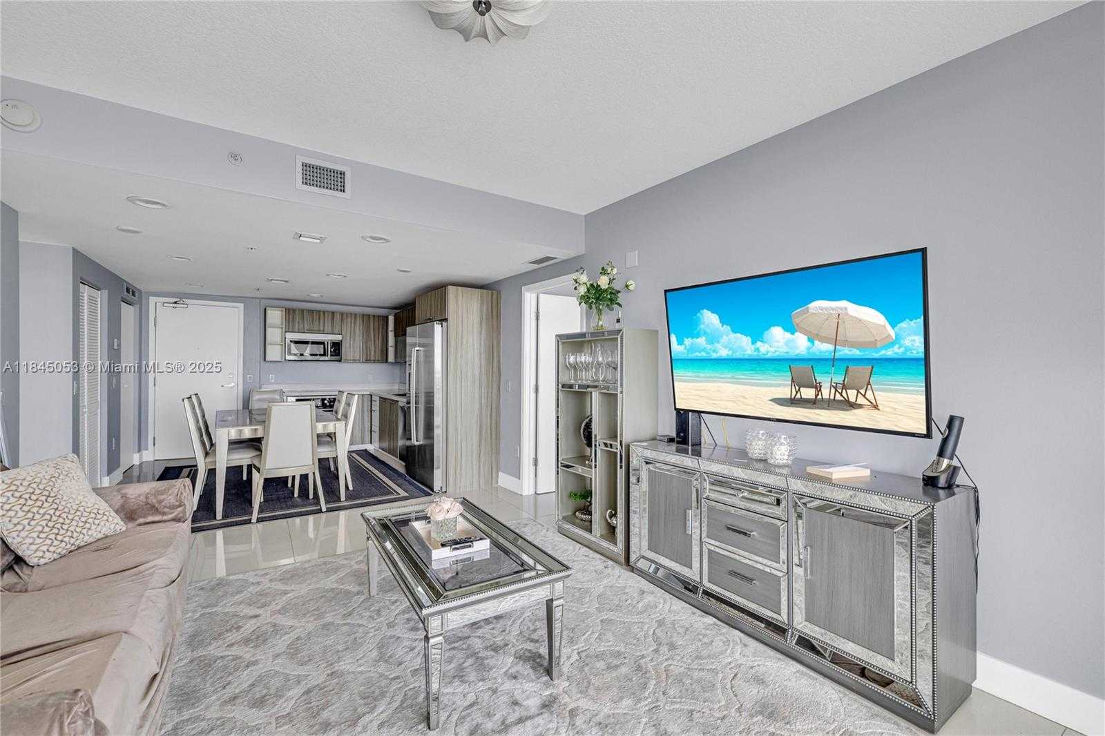 Small Image of 6700 INDIAN CREEK DR #1205, Miami Beach Number 14