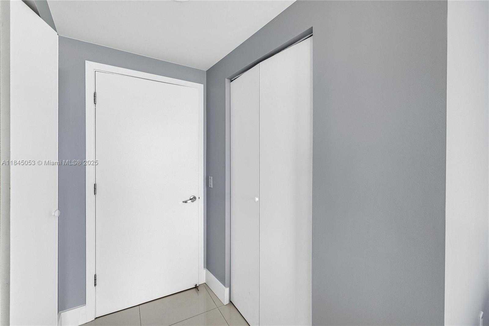 Small Image of 6700 INDIAN CREEK DR #1205, Miami Beach Number 25