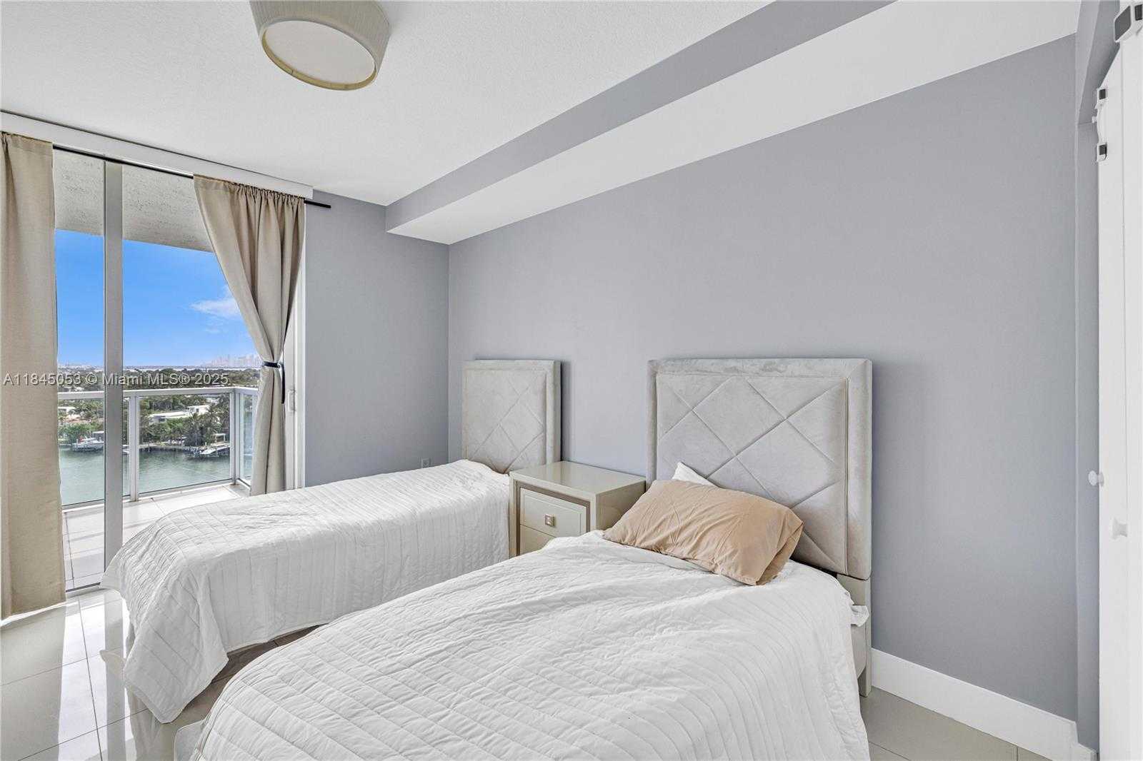 Small Image of 6700 INDIAN CREEK DR #1205, Miami Beach Number 28