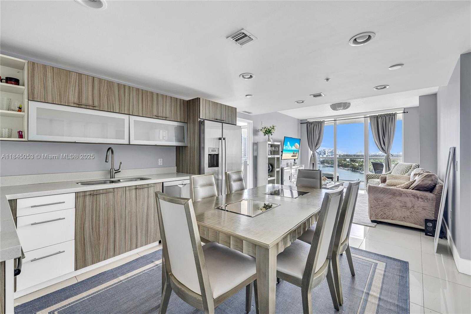 Small Image of 6700 INDIAN CREEK DR #1205, Miami Beach Number 4
