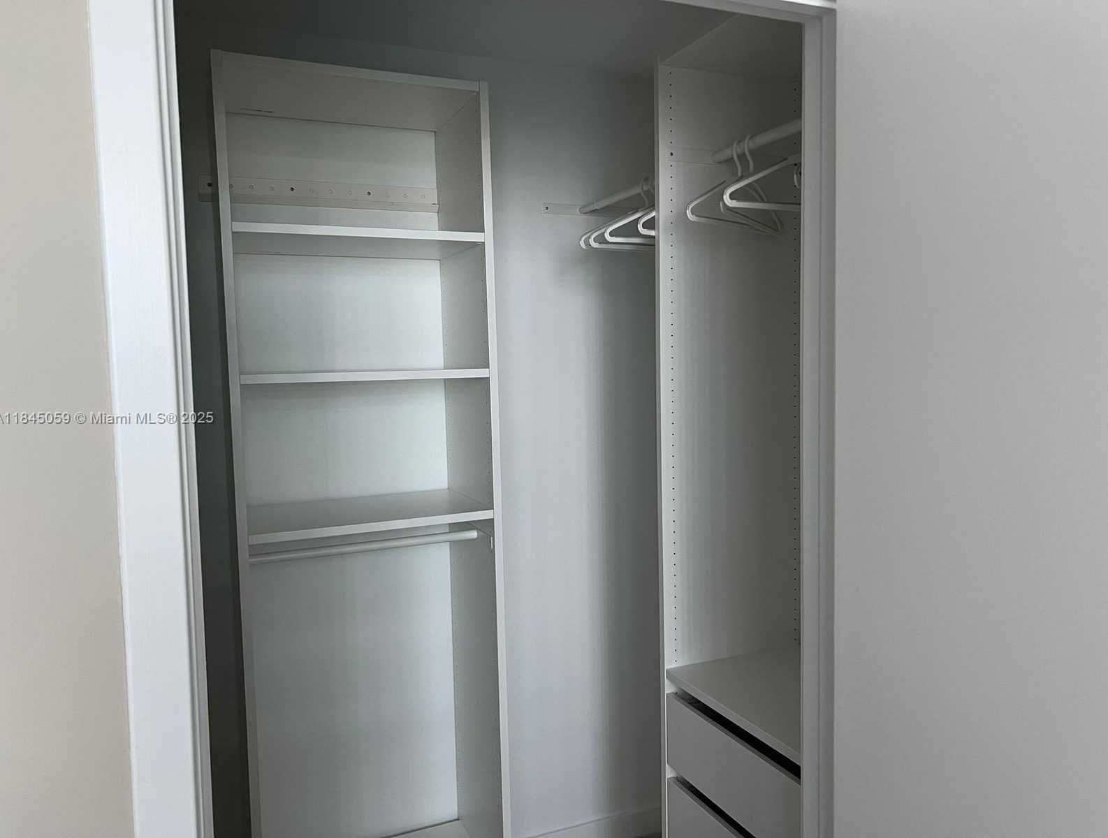 Small Image of 1111 SOUTH WEST 1ST AVE #1419-N, Miami Number 23