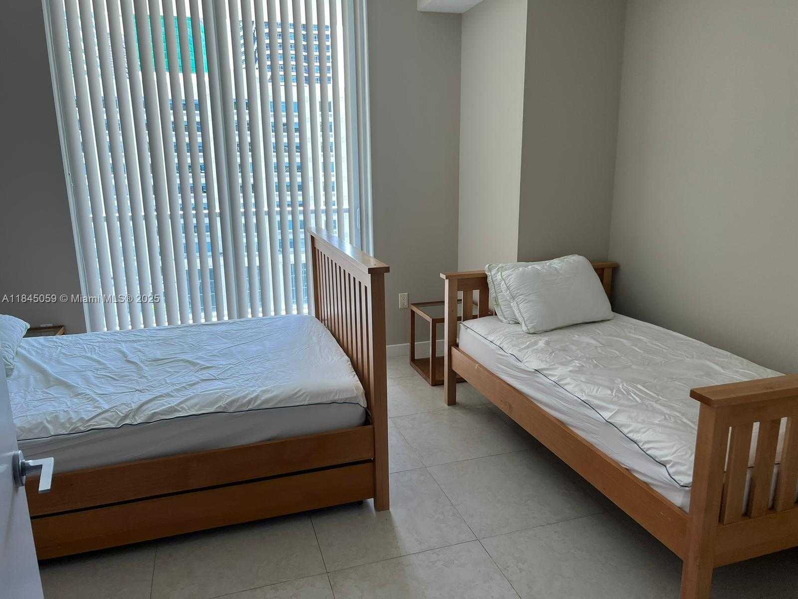 Small Image of 1111 SOUTH WEST 1ST AVE #1419-N, Miami Number 24