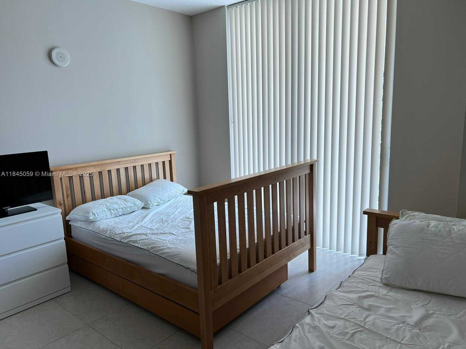 Small Image of 1111 SOUTH WEST 1ST AVE #1419-N, Miami Number 27
