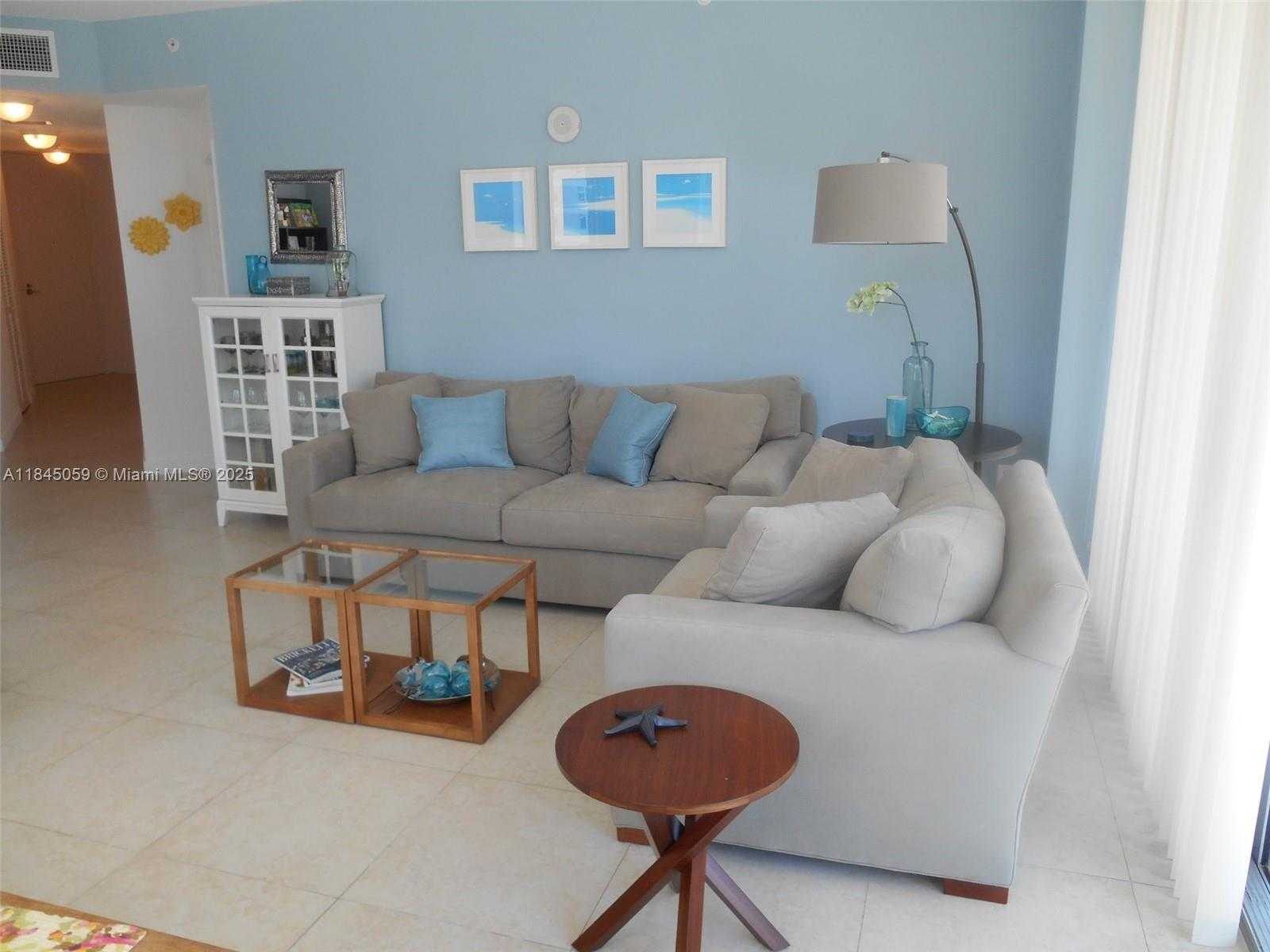Small Image of 1111 SOUTH WEST 1ST AVE #1419-N, Miami Number 7