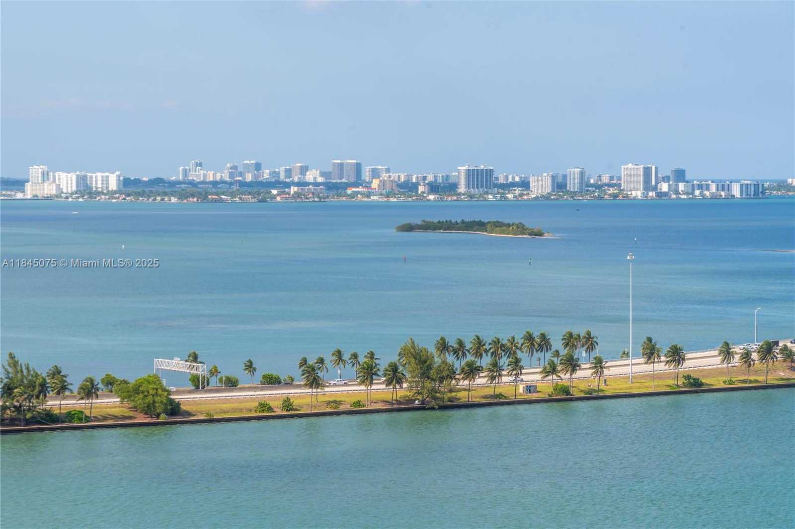 Small Image of 2900 NORTH EAST 7TH AVE #2003, Miami Number 30