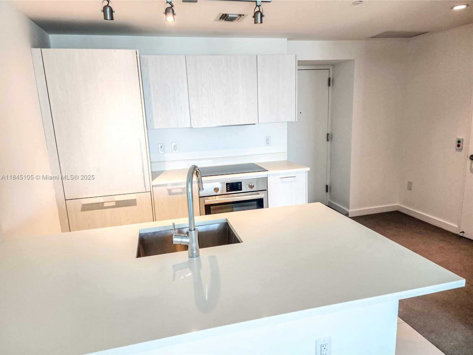 Small Image of 501 NORTH EAST 31ST ST #2604, Miami Number 6