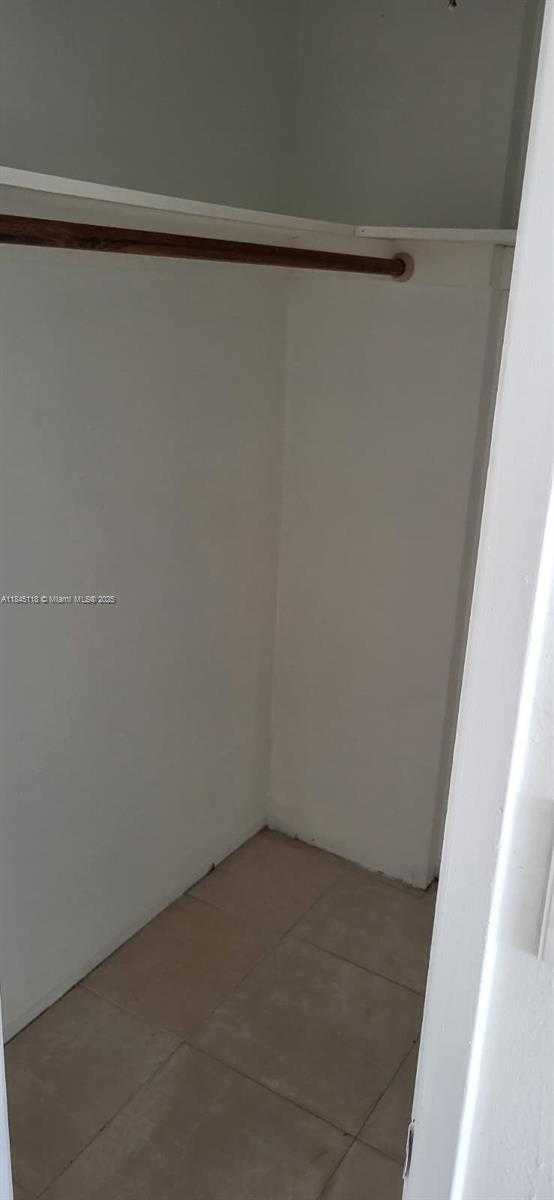Small Image of 1301 NORTH EAST MIAMI GARDENS DR #602W, Miami Number 16