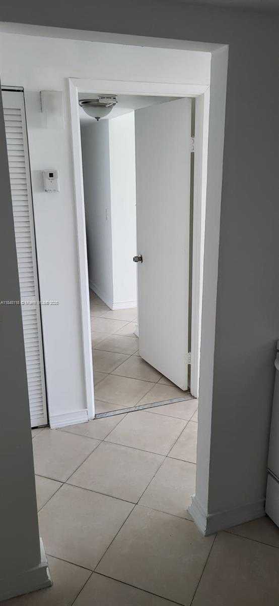 Small Image of 1301 NORTH EAST MIAMI GARDENS DR #602W, Miami Number 27