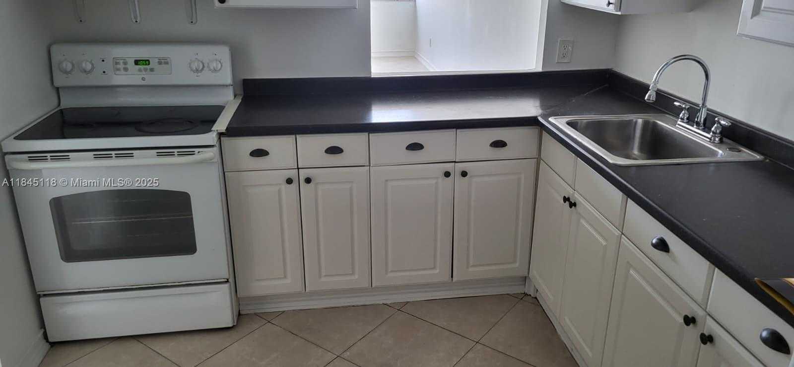 Small Image of 1301 NORTH EAST MIAMI GARDENS DR #602W, Miami Number 9