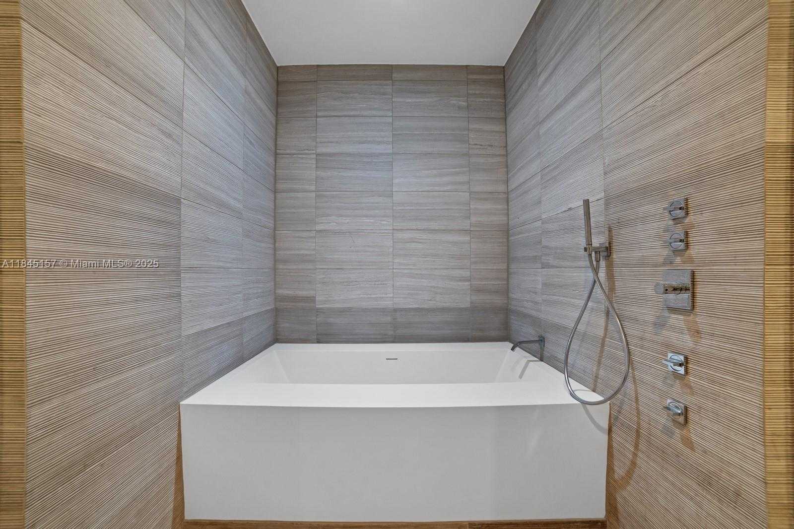 Small Image of 4701 NORTH MERIDIAN AVE #502, Miami Beach Number 11