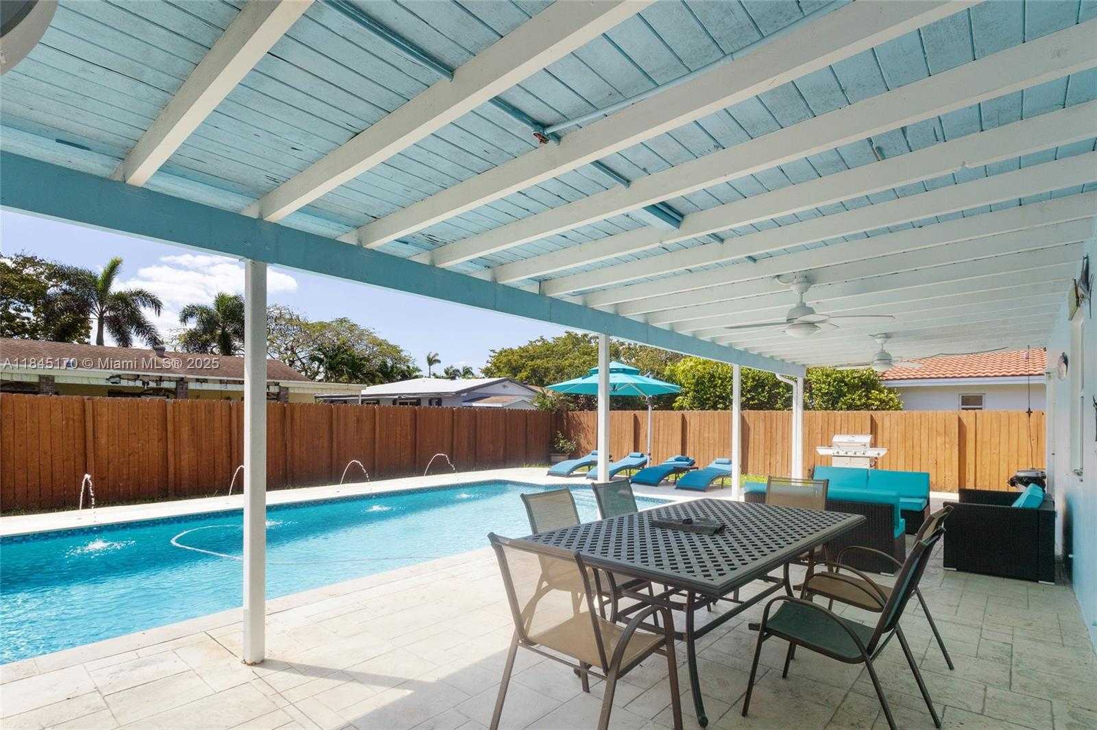 Small Image of 8040 SOUTH WEST 196TH, Cutler Bay Number 22