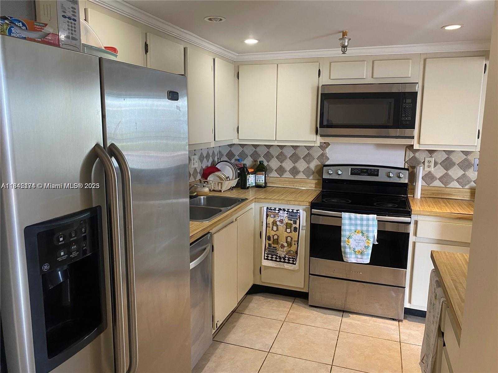 Small Image of 290 174TH ST #1415, Sunny Isles Beach Number 10