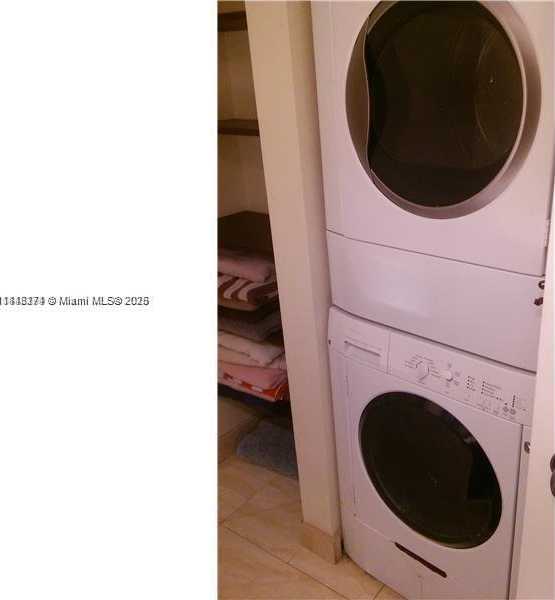 Small Image of 290 174TH ST #1415, Sunny Isles Beach Number 11