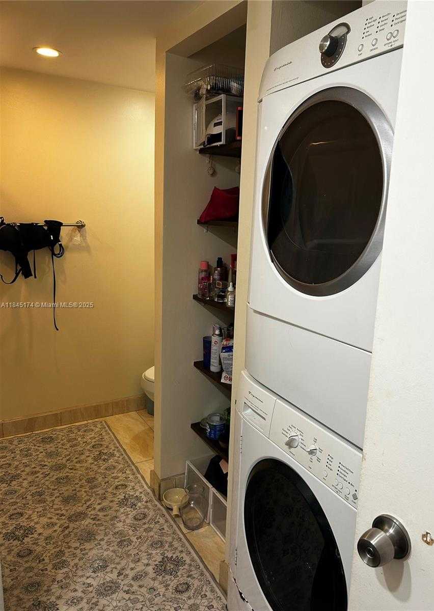 Small Image of 290 174TH ST #1415, Sunny Isles Beach Number 15