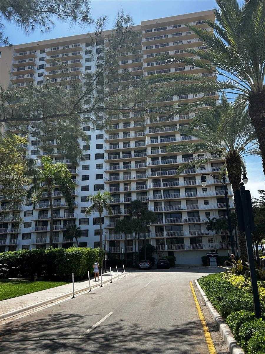Small Image of 290 174TH ST #1415, Sunny Isles Beach Number 28