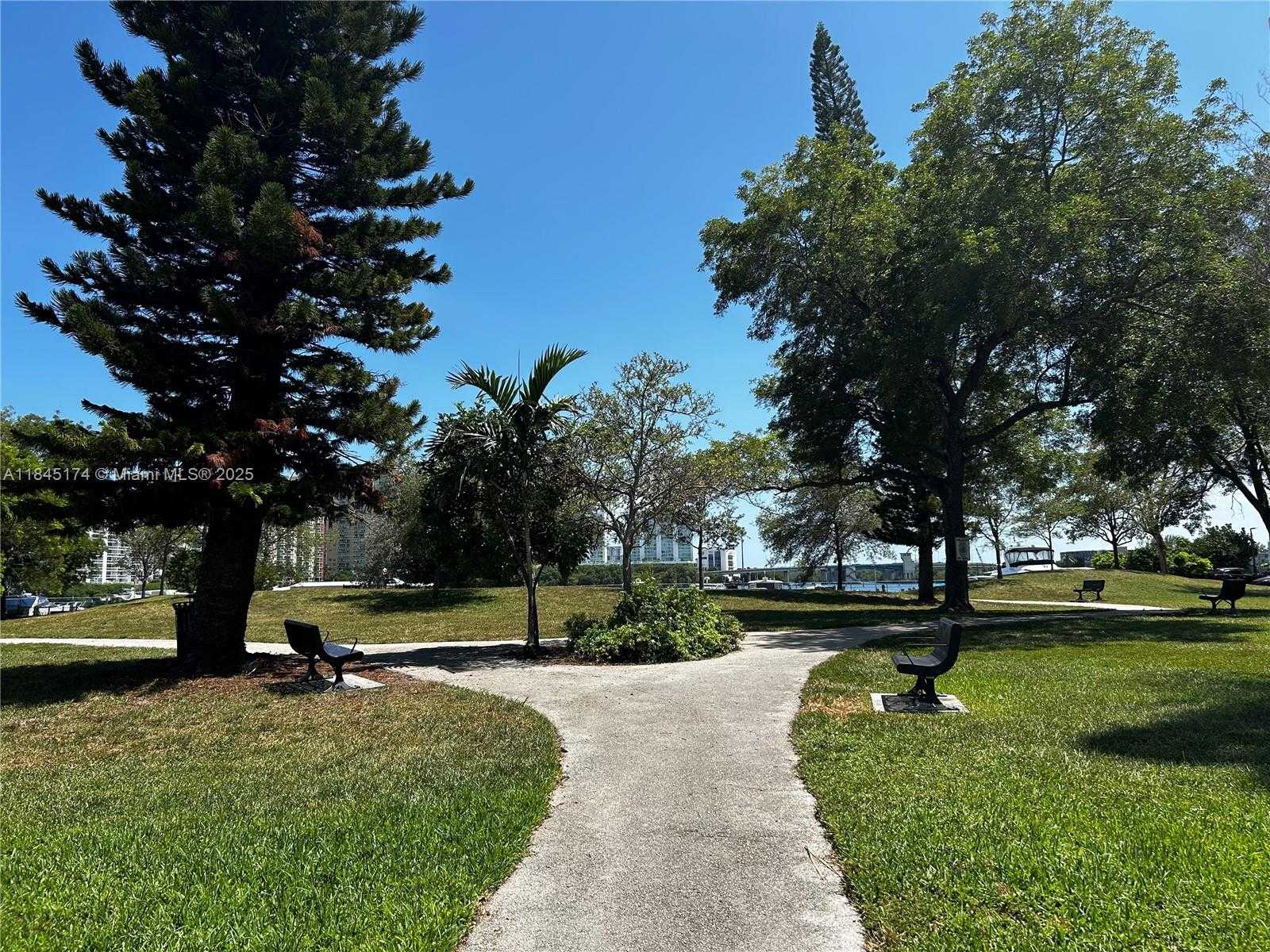 Small Image of 290 174TH ST #1415, Sunny Isles Beach Number 29