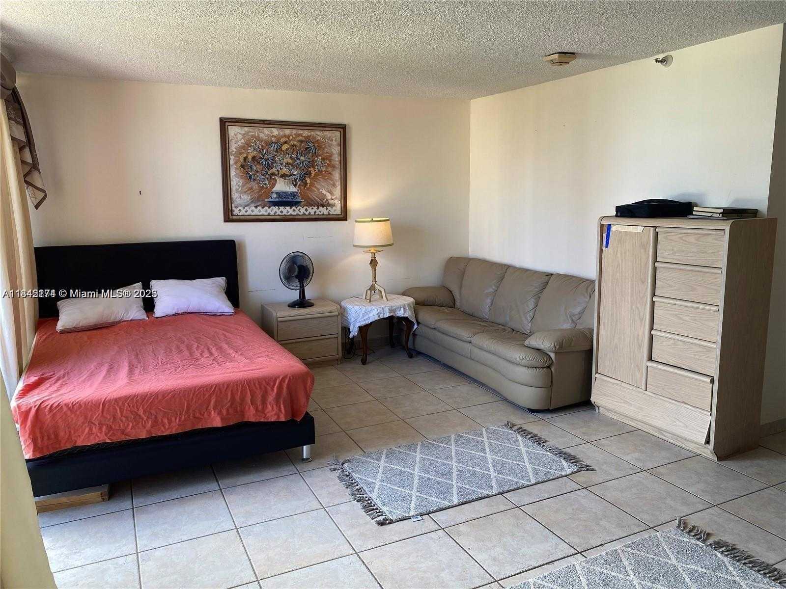 Small Image of 290 174TH ST #1415, Sunny Isles Beach Number 8
