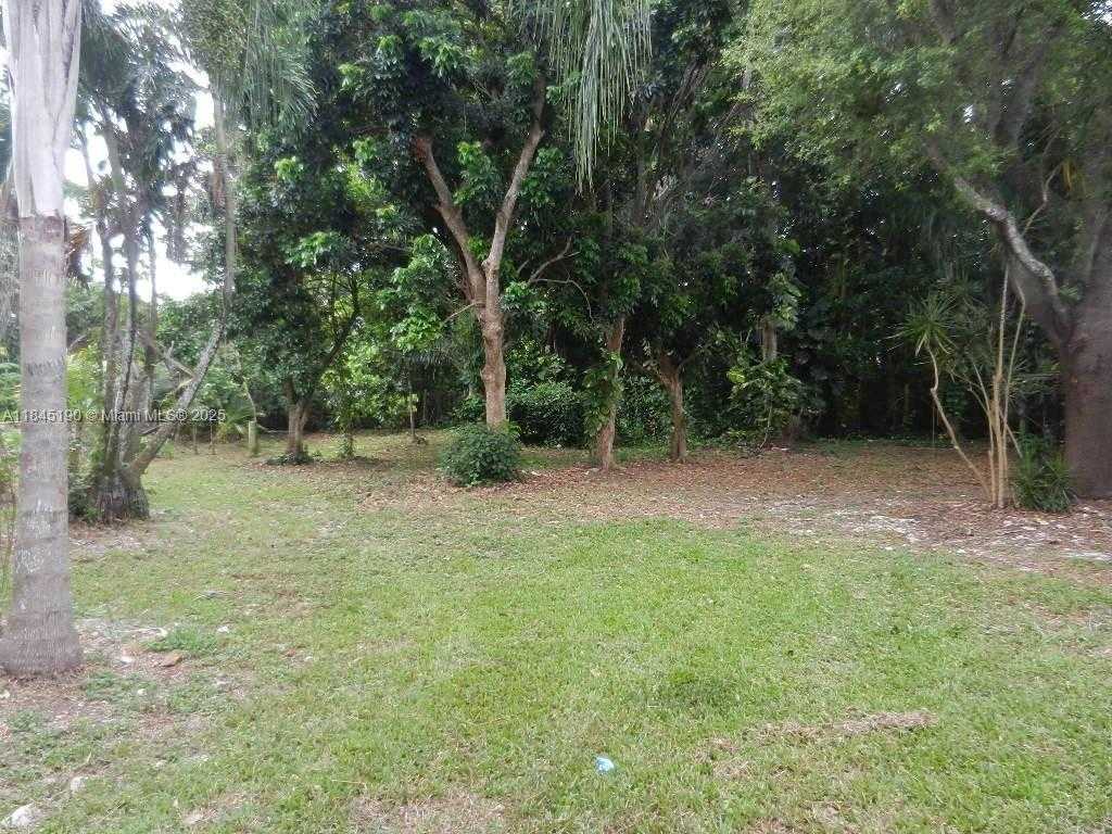 Small Image of Homestead Number 68