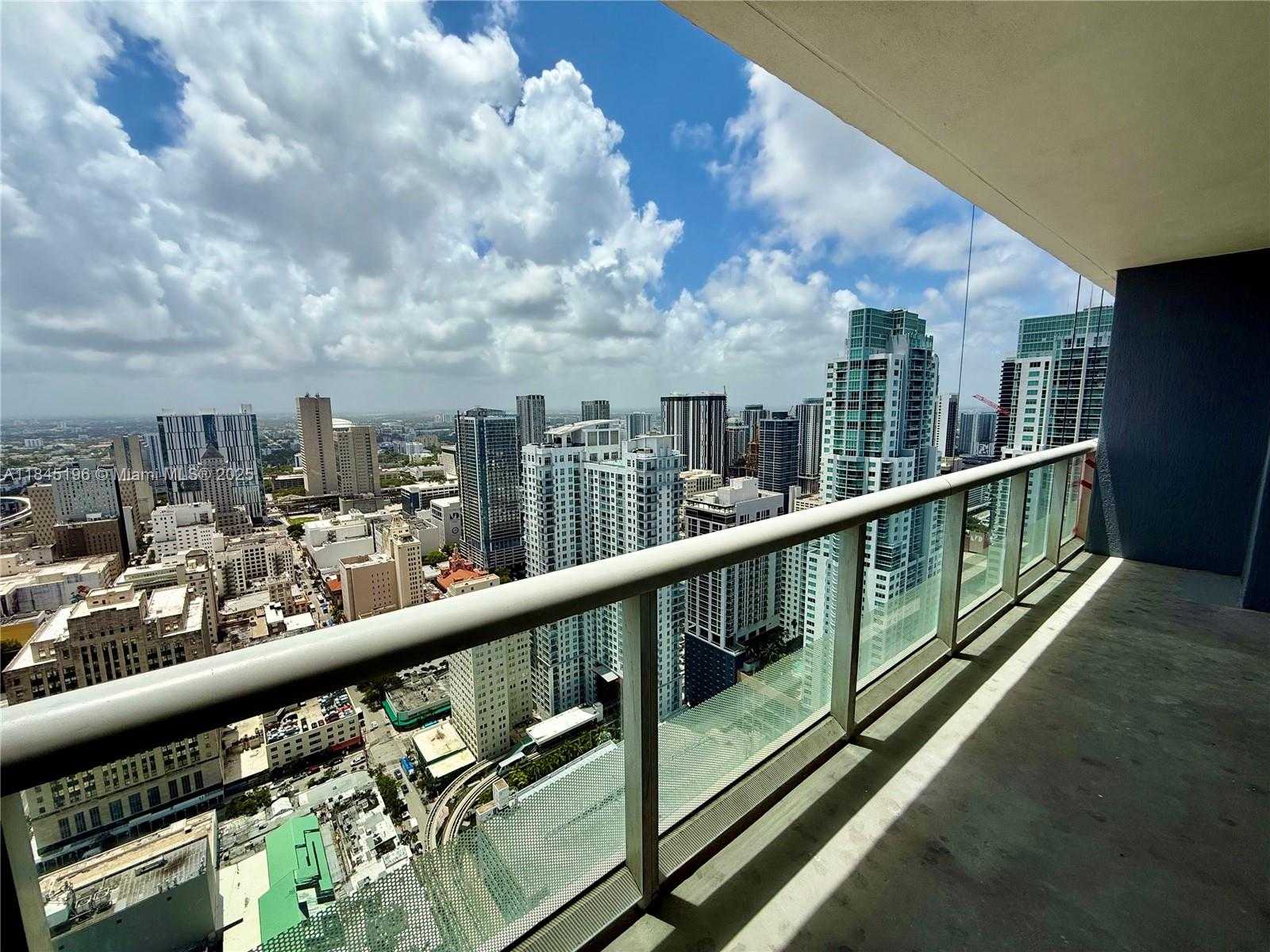 Small Image of 50 BISCAYNE BLVD #4803, Miami Number 14