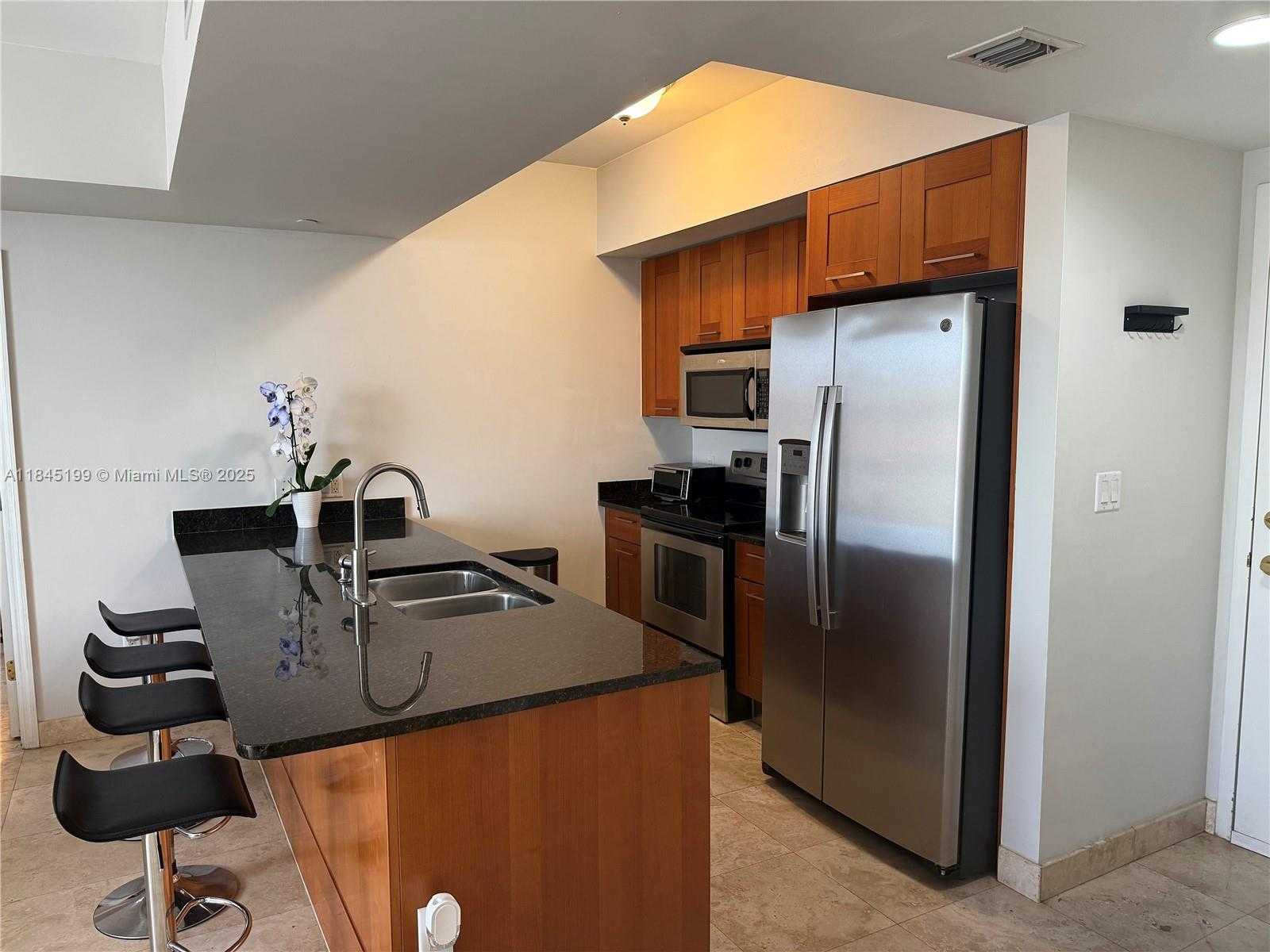 Small Image of 4100 SALZEDO ST #502, Coral Gables Number 7