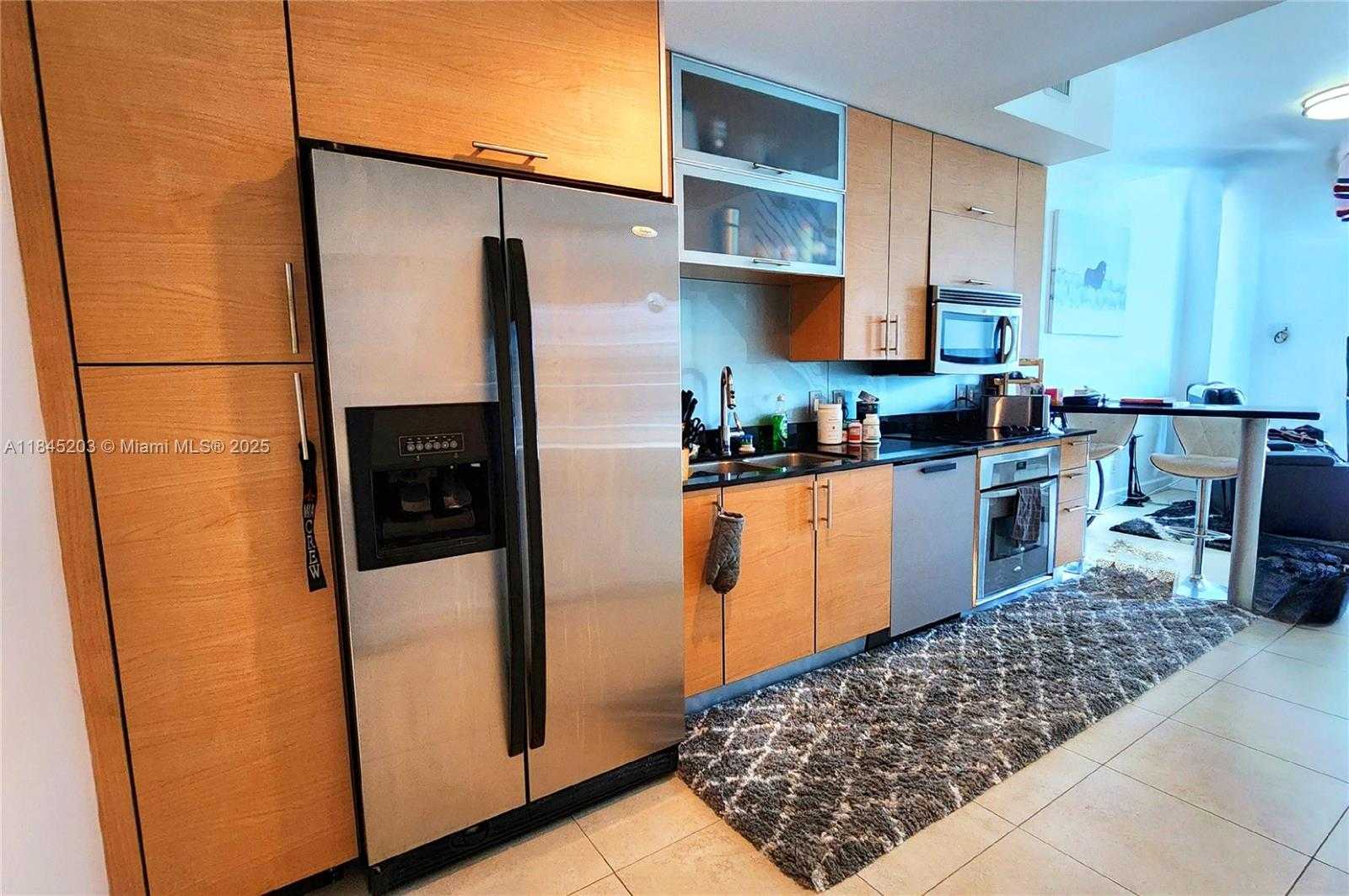 Small Image of 60 SOUTH WEST 13TH ST #1408, Miami Number 5