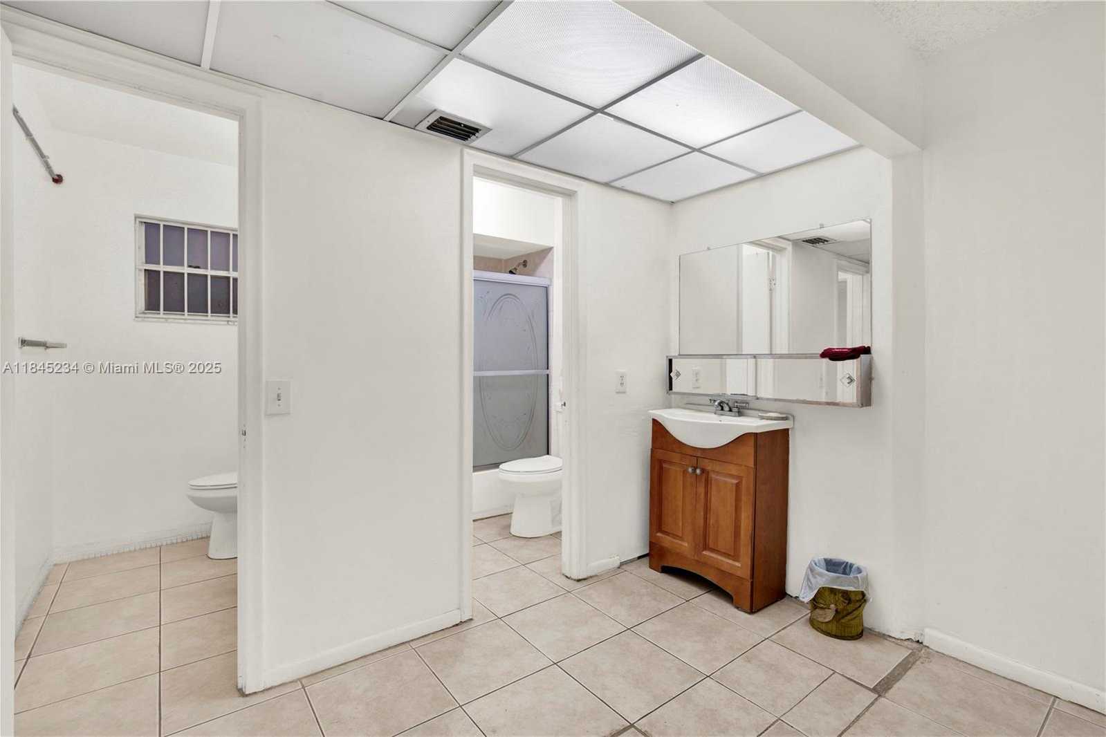 Small Image of 16750 NORTH EAST 10TH AVE #126, North Miami Beach Number 18