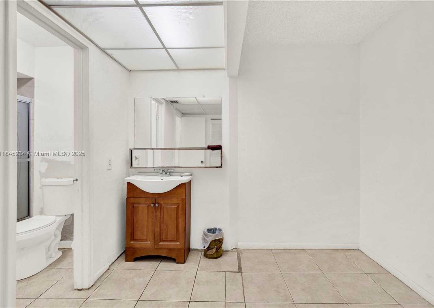 Small Image of 16750 NORTH EAST 10TH AVE #126, North Miami Beach Number 19