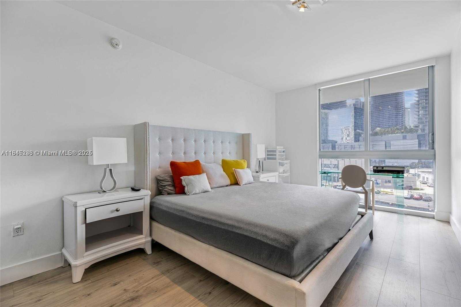 Small Image of 92 SOUTH WEST 3RD ST #504, Miami Number 15