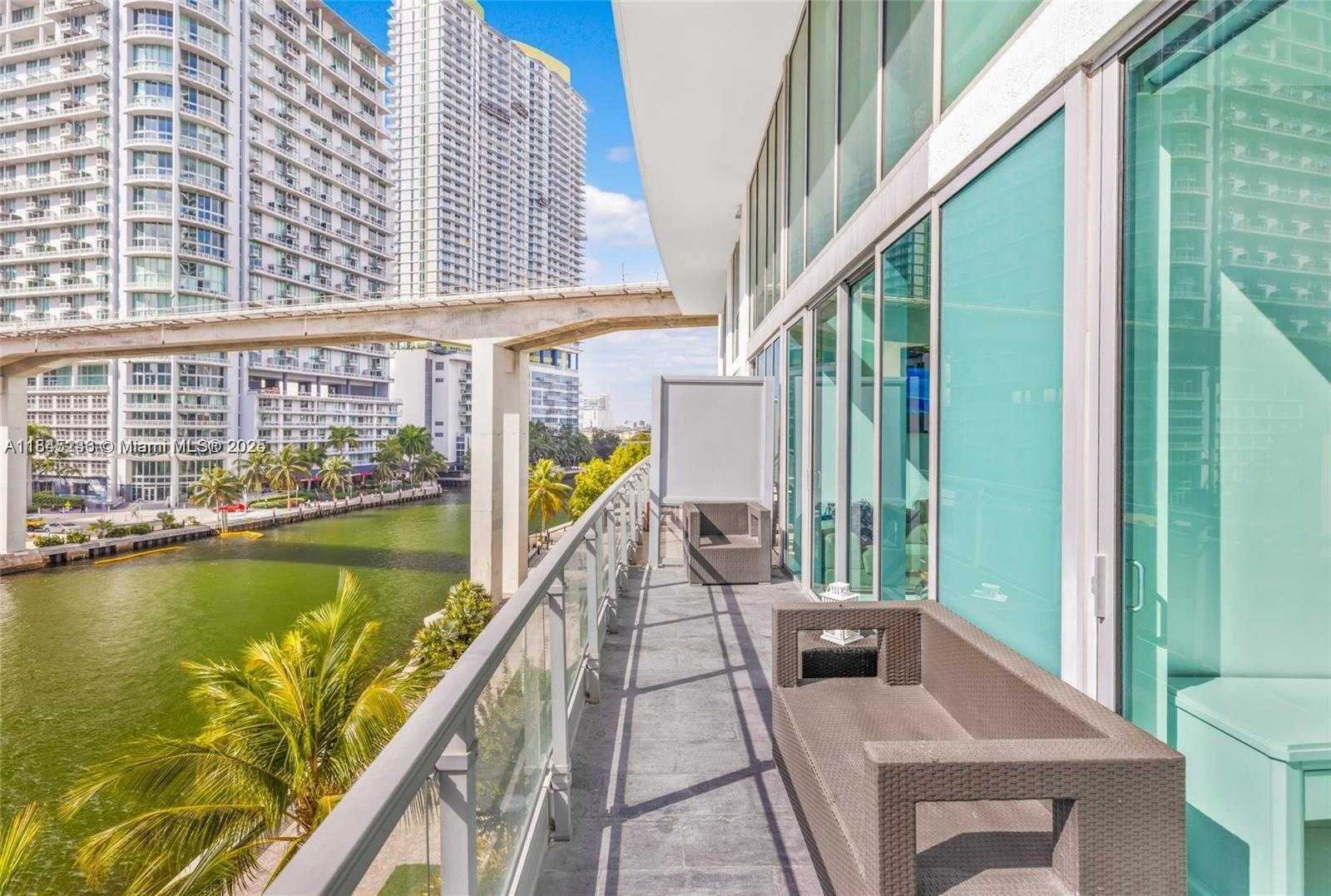 Small Image of 92 SOUTH WEST 3RD ST #504, Miami Number 8