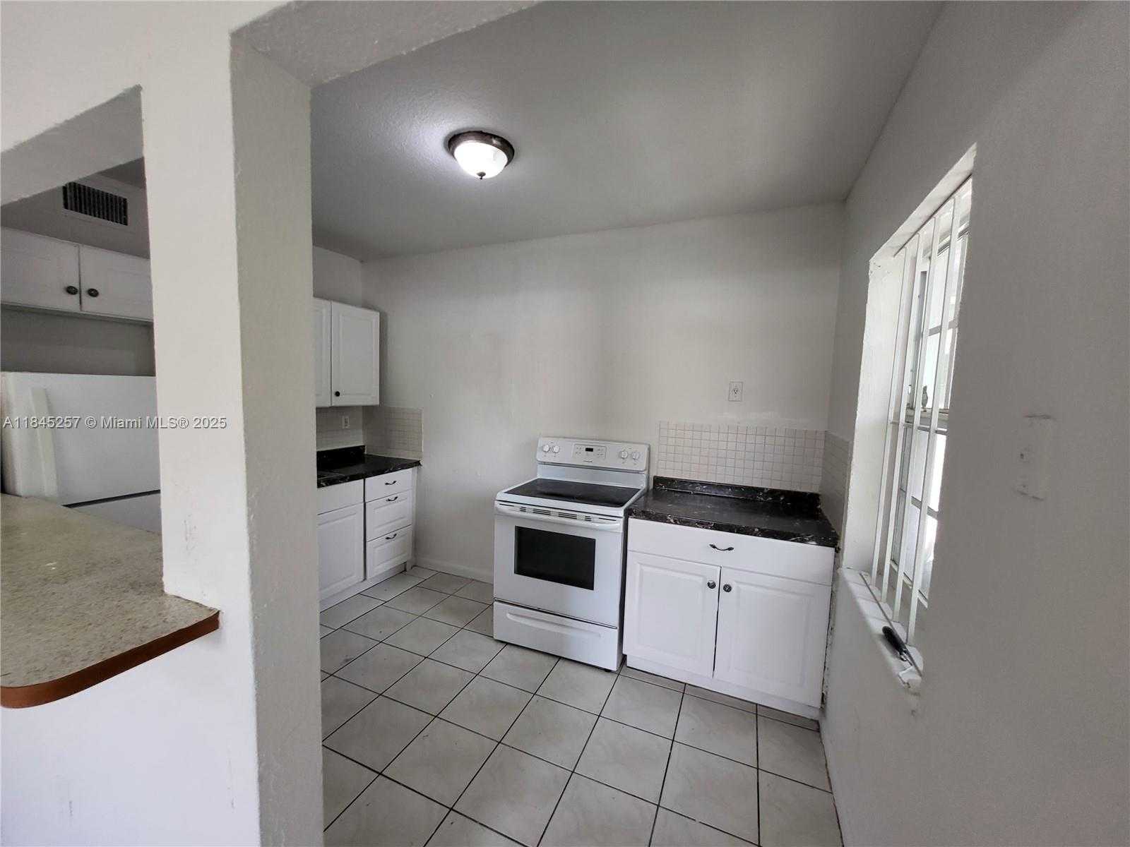 Small Image of 5731 NORTH WEST 6TH AVE #1, Miami Number 7