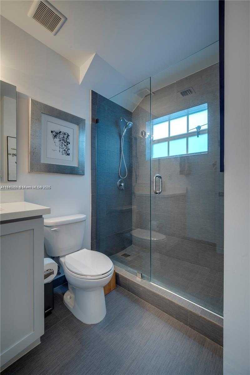 Small Image of 106 FLORIDA AVE, Coral Gables Number 15