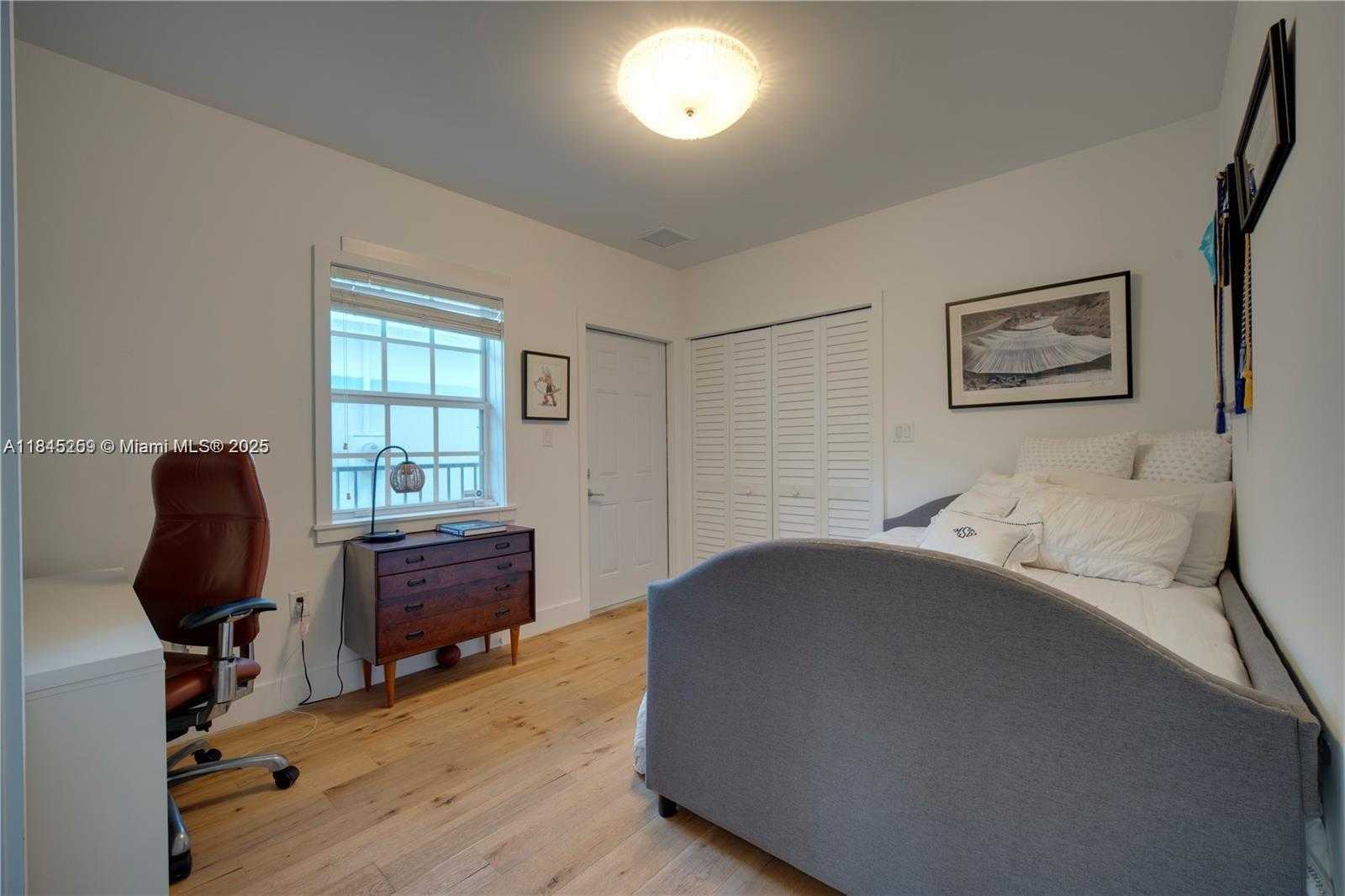 Small Image of 106 FLORIDA AVE, Coral Gables Number 16