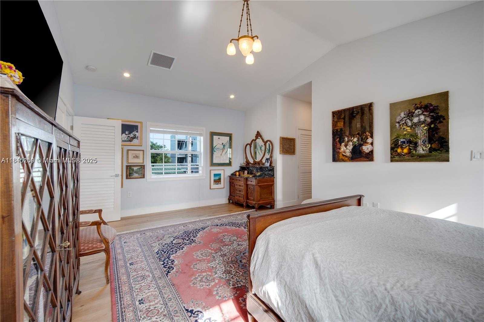 Small Image of 106 FLORIDA AVE, Coral Gables Number 23
