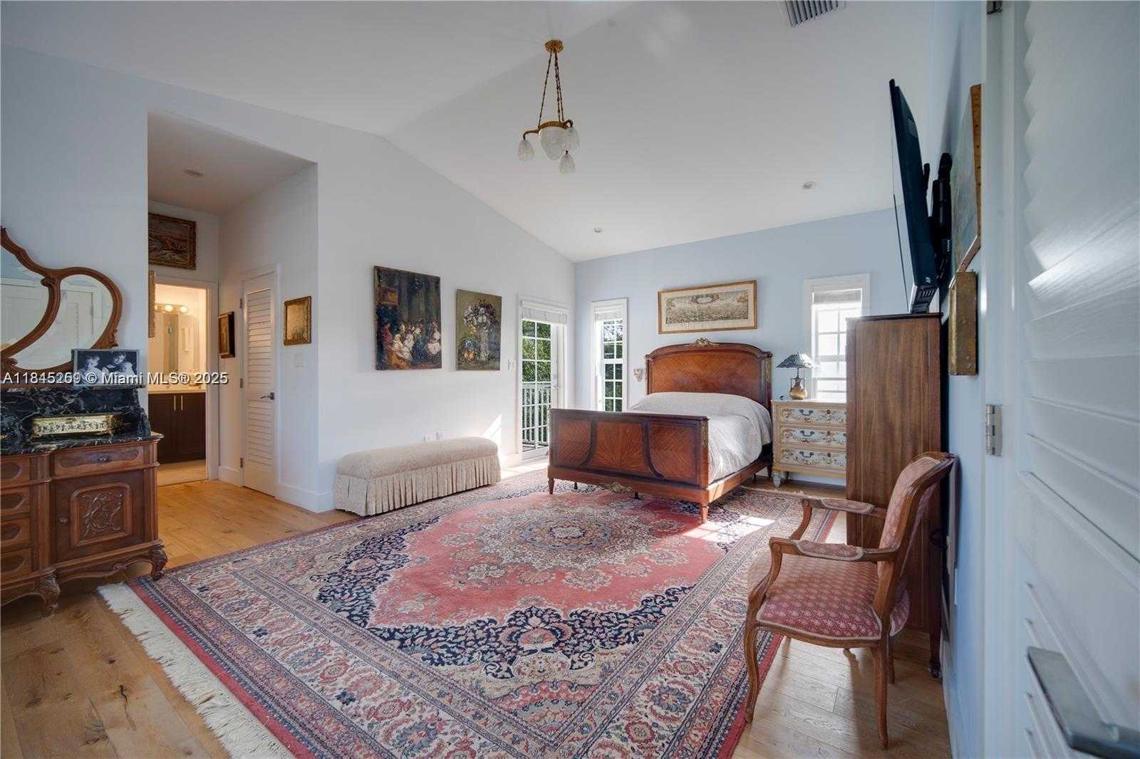 Small Image of 106 FLORIDA AVE, Coral Gables Number 24