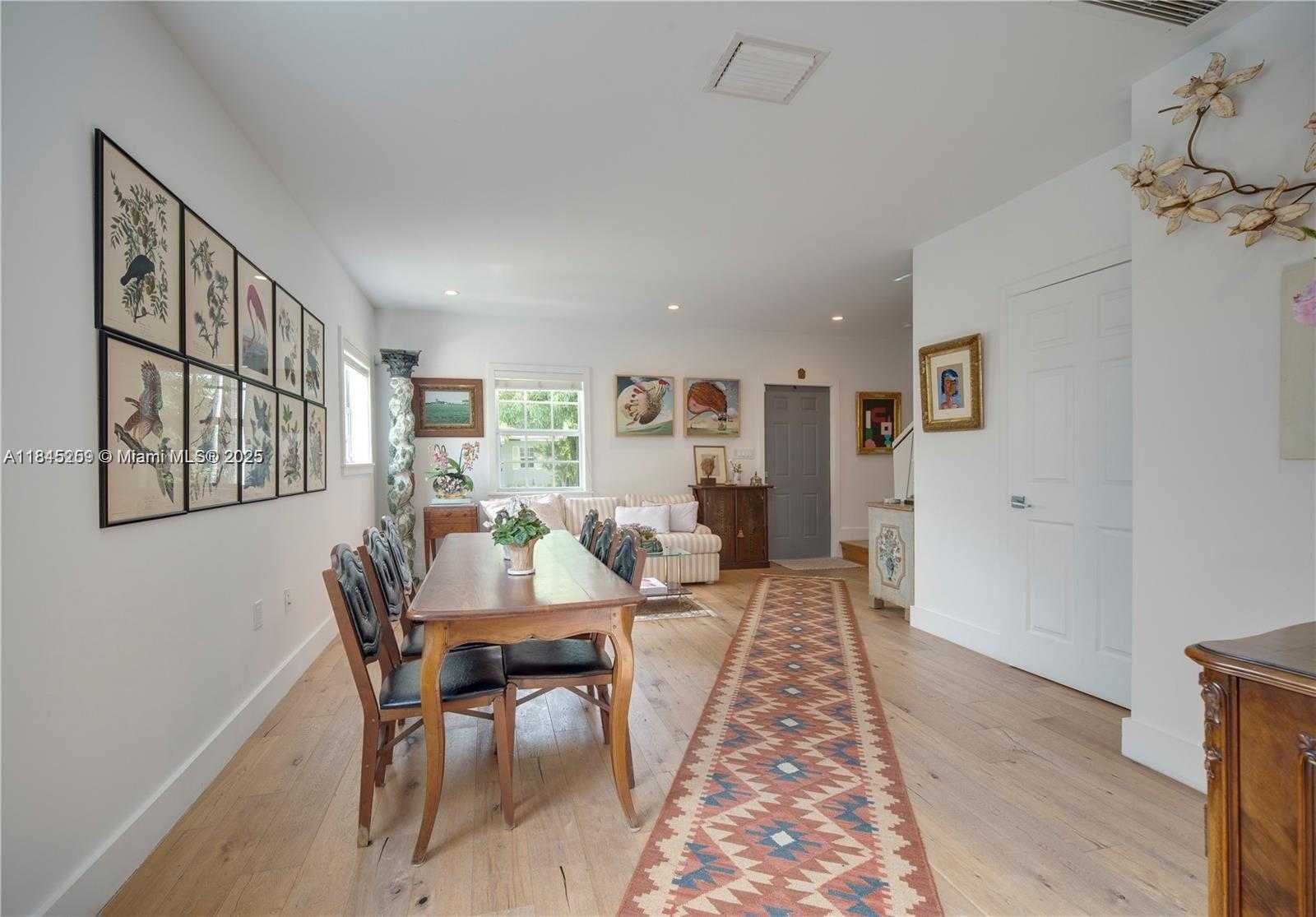 Small Image of 106 FLORIDA AVE, Coral Gables Number 8