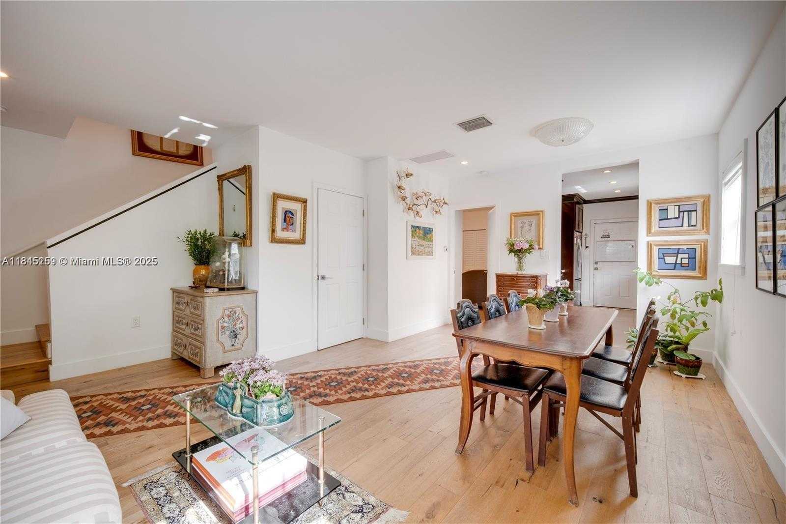 Small Image of 106 FLORIDA AVE, Coral Gables Number 9