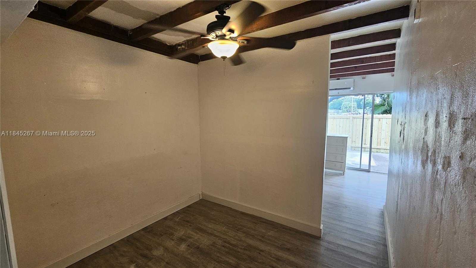 Small Image of 1836 ROOSEVELT ST #2, Hollywood Number 3