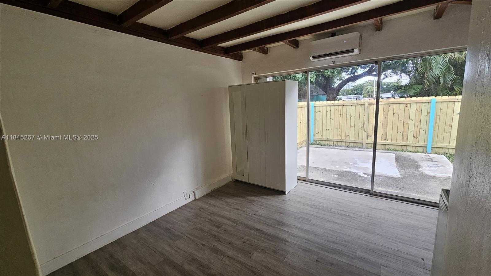 Small Image of 1836 ROOSEVELT ST #2, Hollywood Number 6