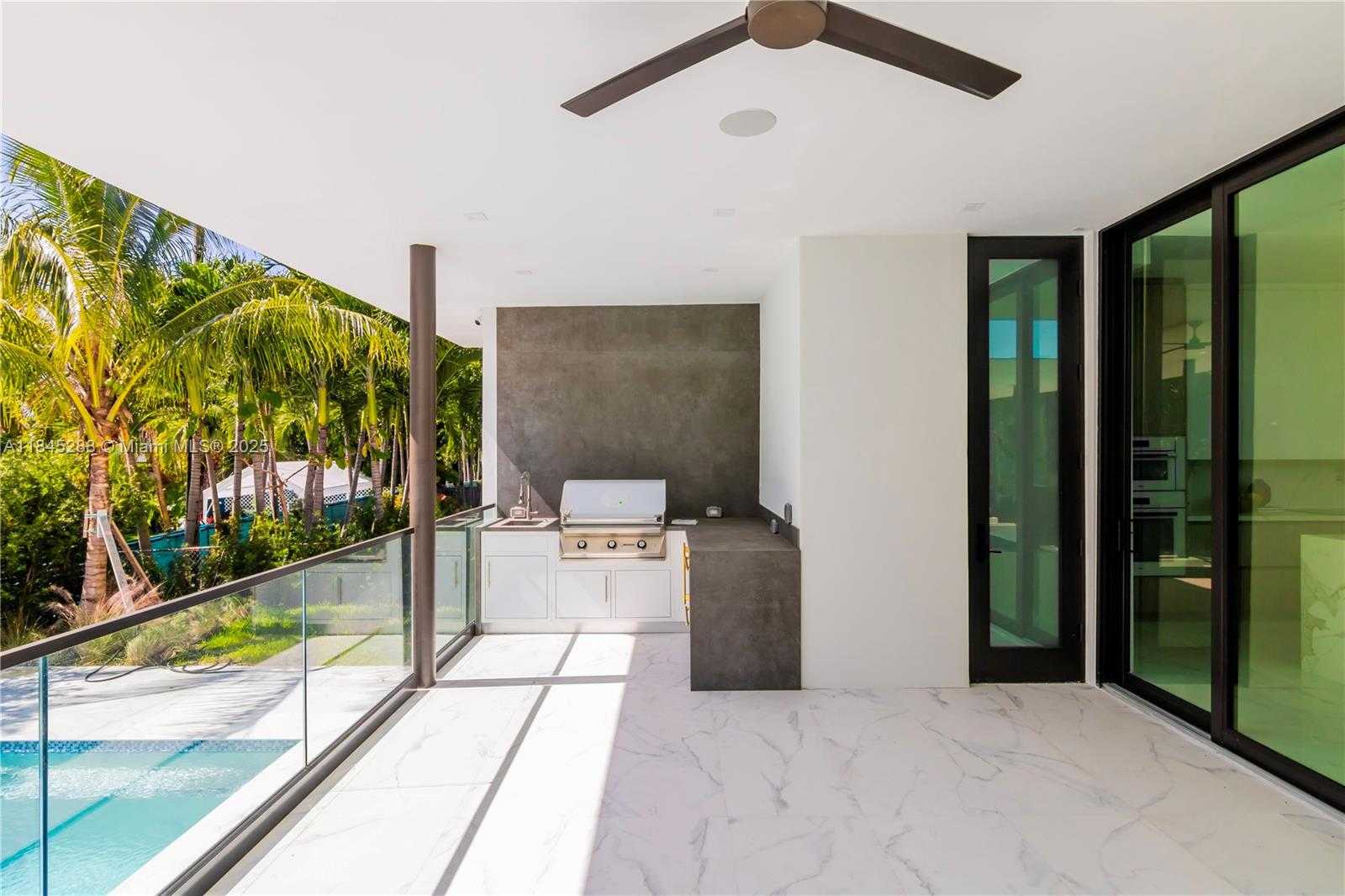 Small Image of 1248 NORTH EAST 89TH ST, Miami Number 34