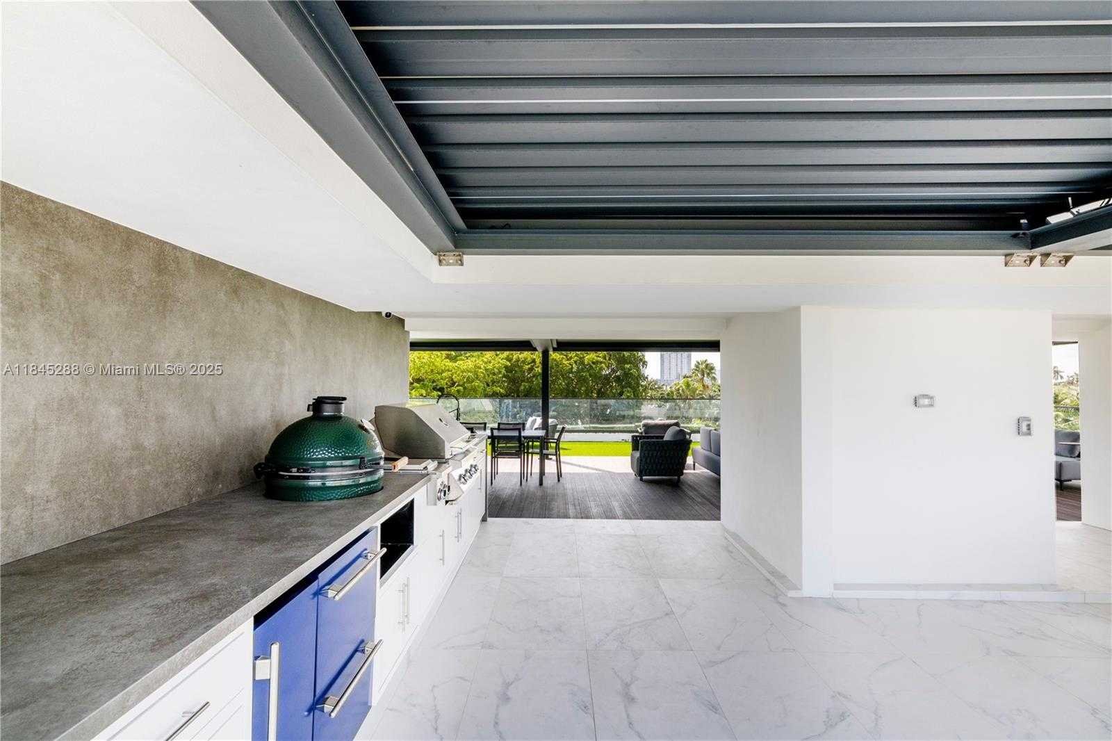 Small Image of 1248 NORTH EAST 89TH ST, Miami Number 42