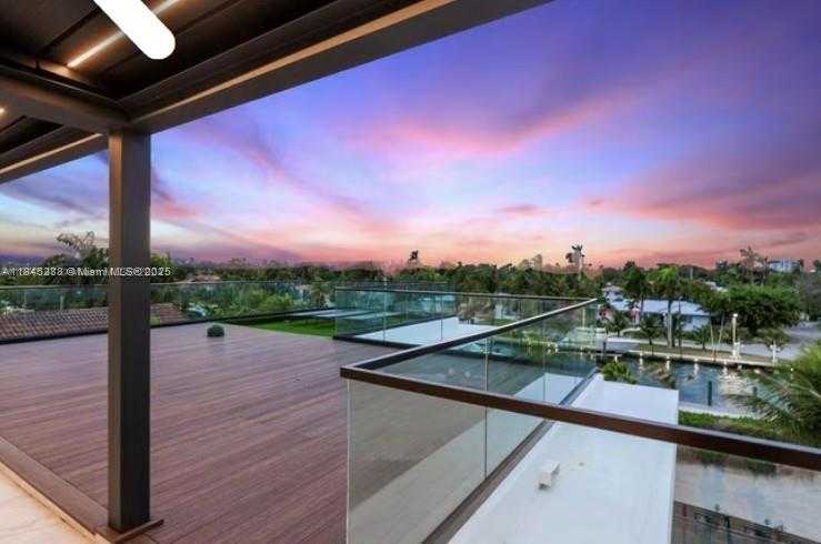 Small Image of 1248 NORTH EAST 89TH ST, Miami Number 46